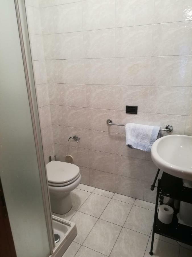 Mirabell Hotel Trezzo sull'Adda Bagian luar foto